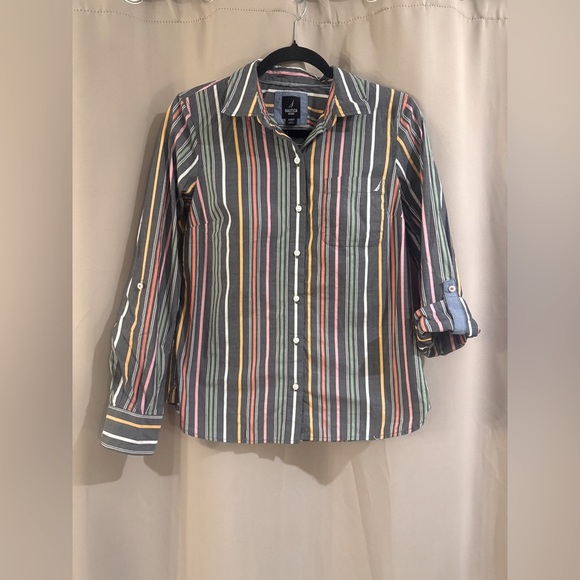 Women’s Gray Nautica Button Up - Picture 1 of 6